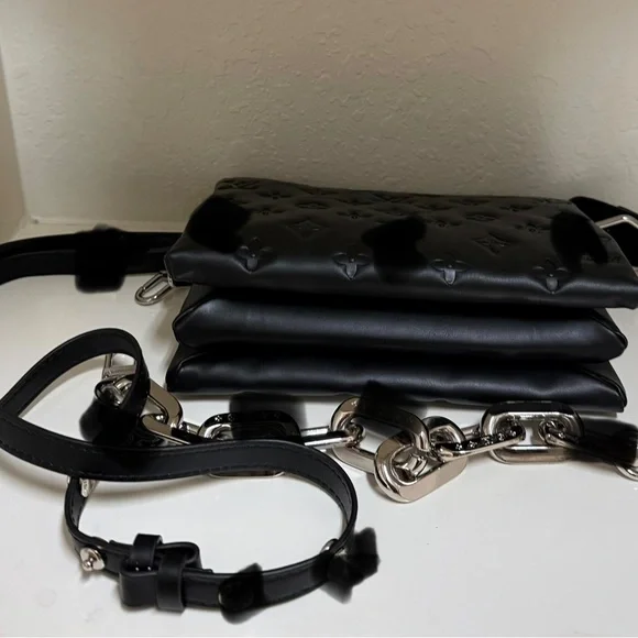 Elegant Black Bag - Picture 3 of 7